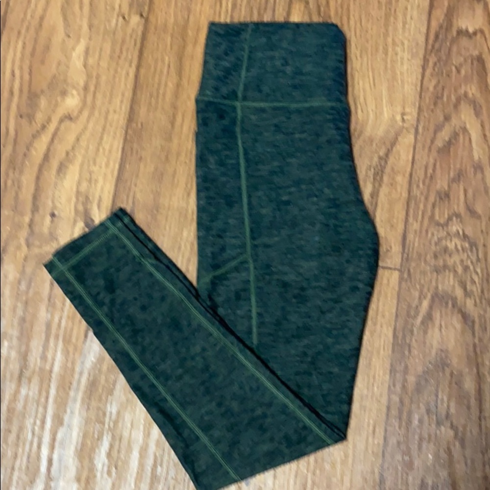 Victoria’s Secret leggings